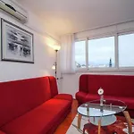 Appartement Sunny Near In Split
