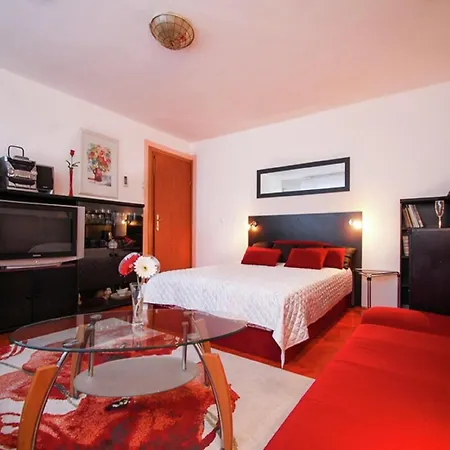 Appartement Sunny Near In *
