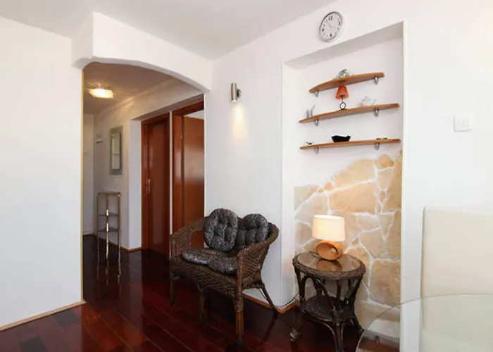 Apartman Sunny Near In Split