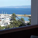 Sunny Near In 아파트